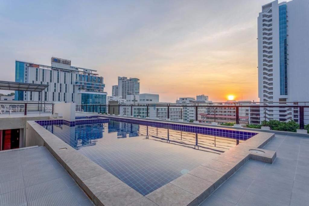 Citismart Residence Pattaya Buitenkant foto